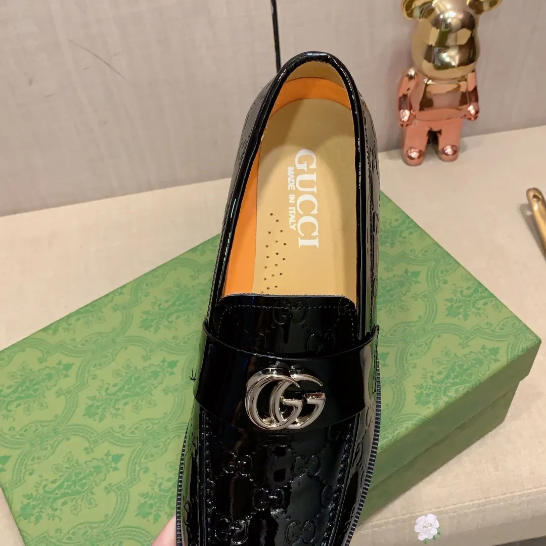 Men's Leather Shoes Men's Shoes 💰480💰💰🎩🎩 [Lightning] [Lightning] "Gucci*" The latest and most popular casual business leather shoes, top brand [Seduce] luxury ~ purchasing agent, top quality ~. [Strong] The upper is made of imported breathable cowhide with matching material ➕ breathable cowhide feet (•) and fine workmanship. The original stylish and stylish soft rubber wear-resistant and non-slip outsole is light and comfortable on the feet. The real thing looks better when taken in real life. 309: code: 38-44, can be customized to 45